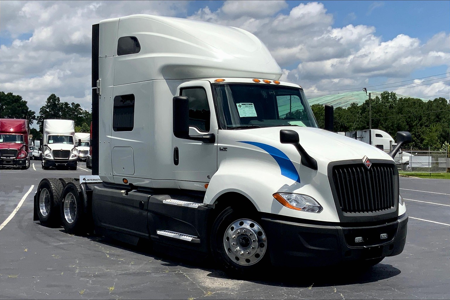 Pre-Owned 2021 International LT625 6×4 Sleeper in #501128